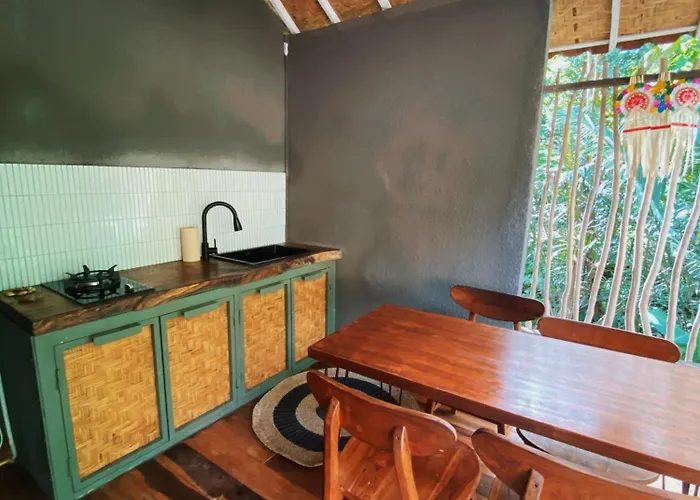 Seenau House Bali *